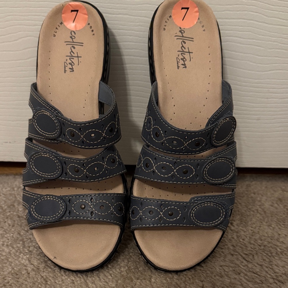 Collection B Women's Charcoal Sandals